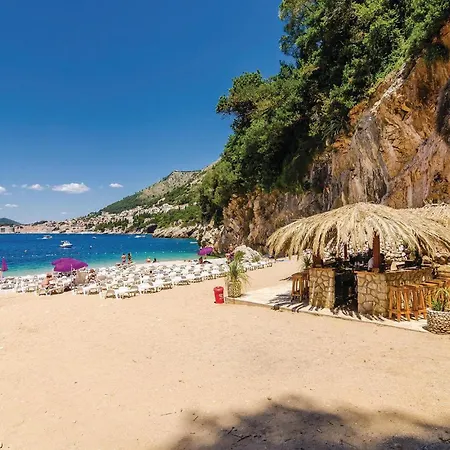 דירה 1 Bedroom Cozy In