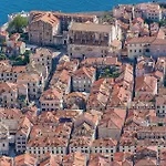 Lovely Apartment In Dubrovnik With House Sea View
