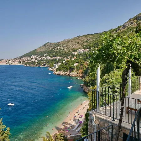 Lovely Apartment In Dubrovnik With House Sea View * دوبروفينك