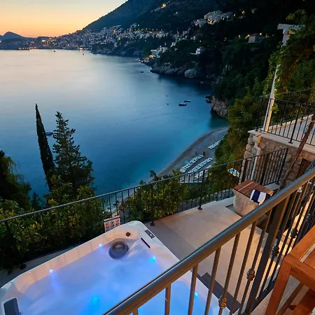 Apartment Beautiful In With Jacuzzi Dubrovnik